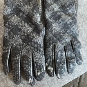 BURBERRY leather cashmere and wool gloves in size 7 grey black